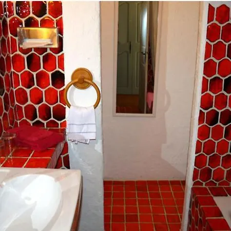 Bed & Breakfast Lei Souco *